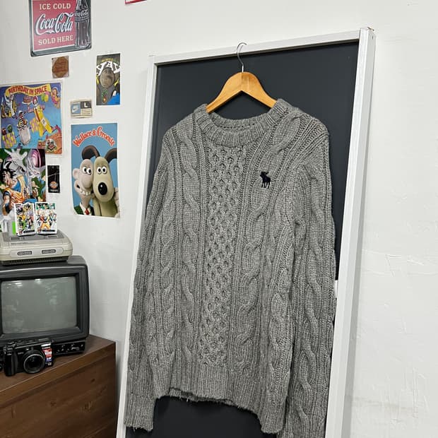 Abercrombie 아베크롬비 꽈배기 케이블 니트