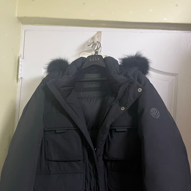 디스커버리 익스페디션 퍼후드 패딩