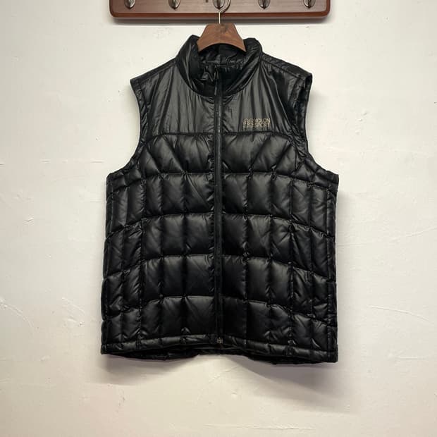 코오롱 바둑판 덕 다운 블랙 패딩 베스트  