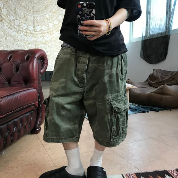 홀리스터 카모 카고 반바지 