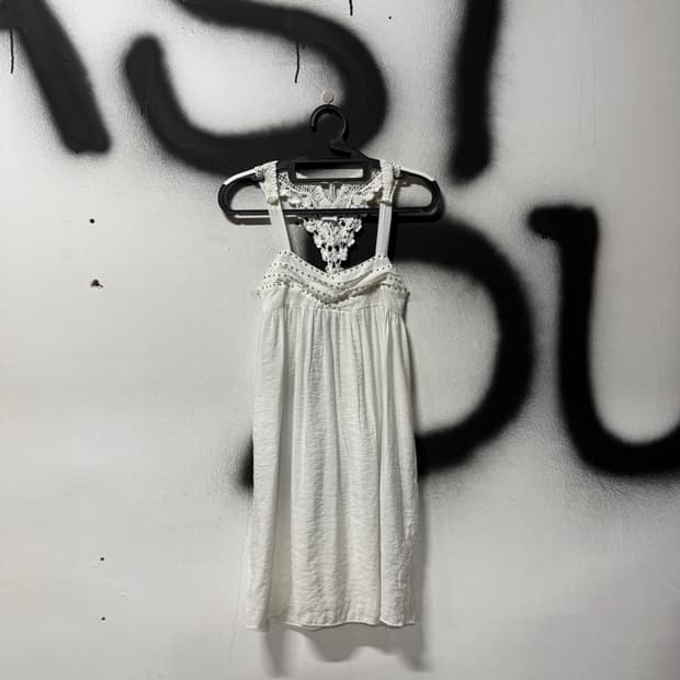 VTG 빈티지 화이트 스터드 크로쉐 슬리브리스