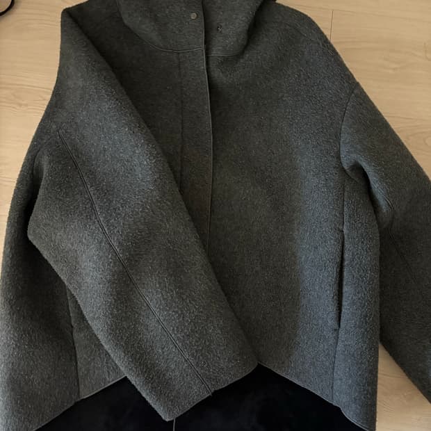 차콜그레이 코트