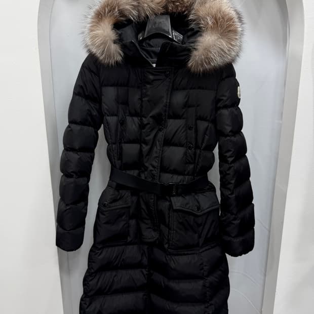 백화점판 몽클레어 클로에 패딩 2사이즈 