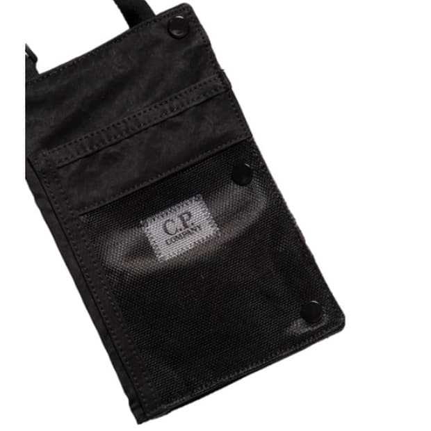 씨피컴퍼니 나일론 크로스백 판매합니다