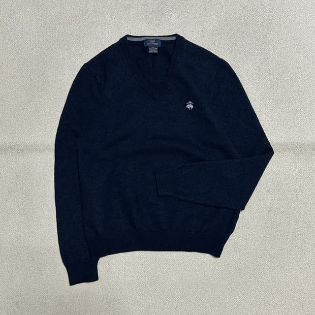브룩스 브라더스 브이넥 니트