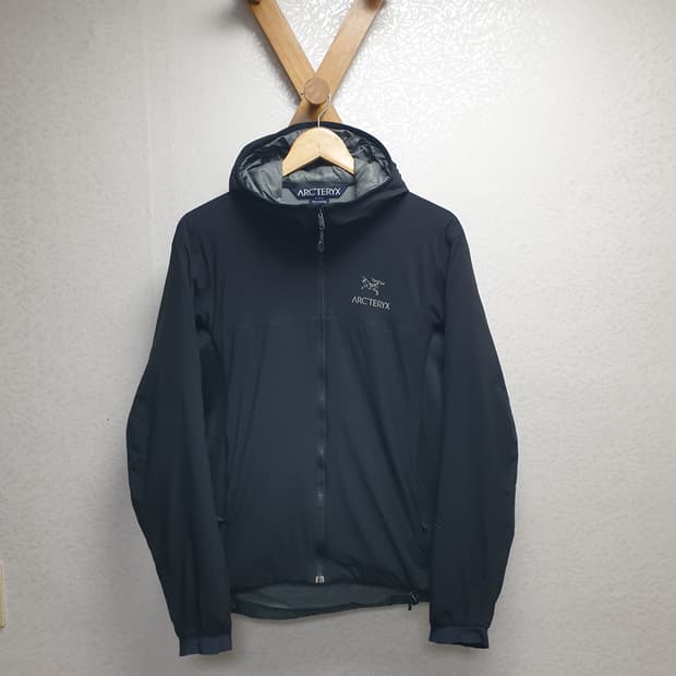[s/정품] 아크테릭스 아톰lt후디 블랙