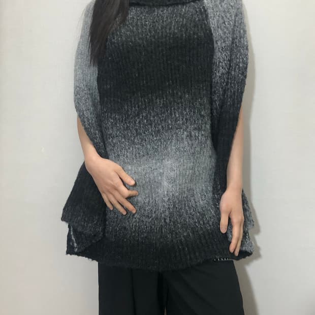 빈티지 블랙 그레이 그라데이션 니트