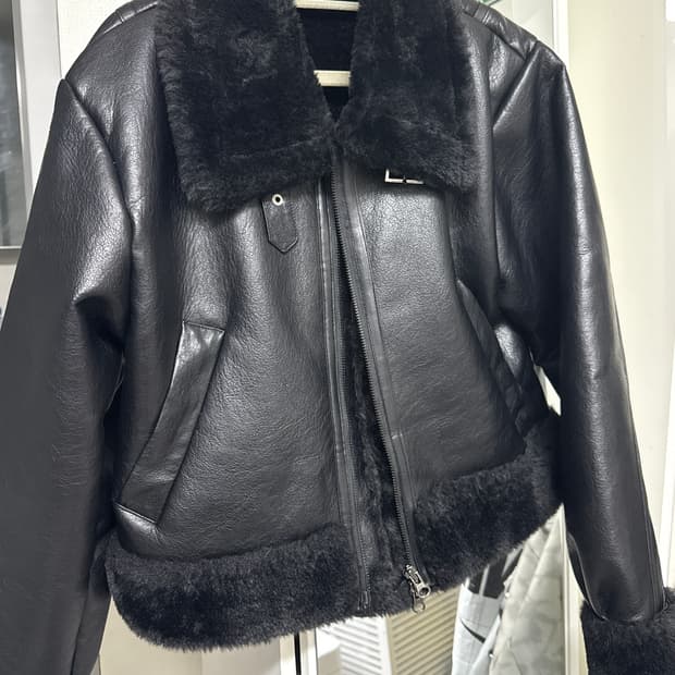 보헤미안서울 무스탕