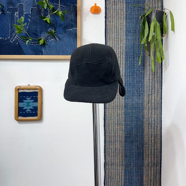 URBAN RESEARCH DOORS  fleece earplug cap