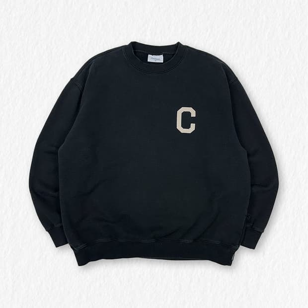 커버낫 맨투맨 블랙