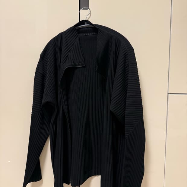 옴므플리세 집업 블랙 3사이즈