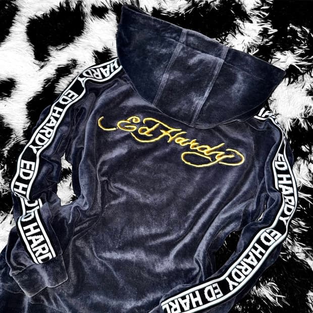 ED HARDY 타이거 벨벳 후드 티셔츠