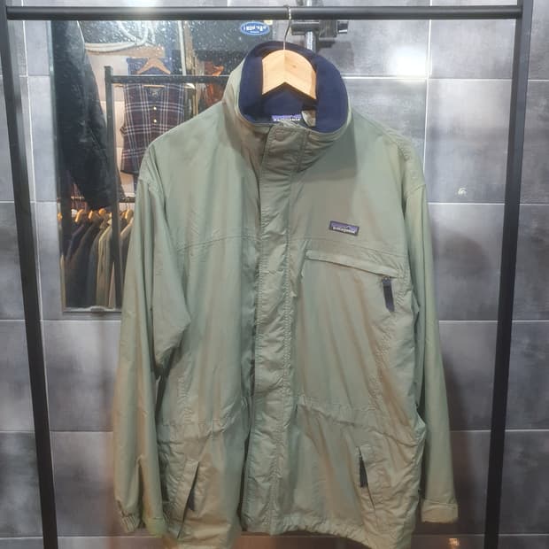 파타고니아 우먼스 바람막이