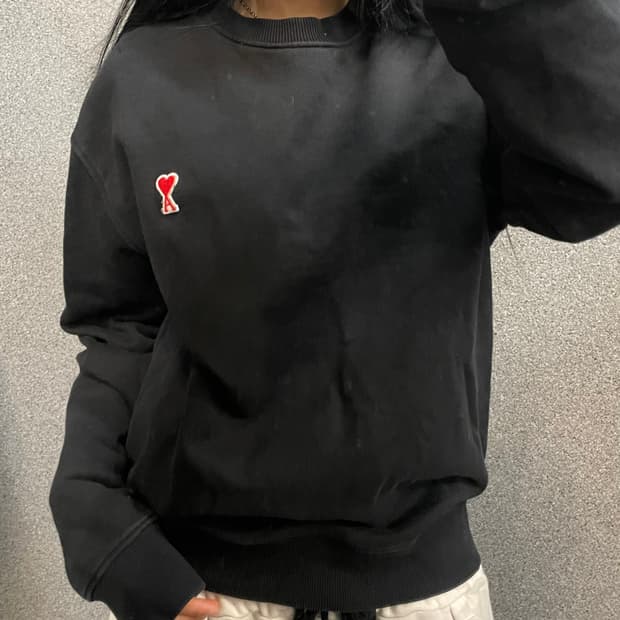 Ami Heart logo sweatshirt