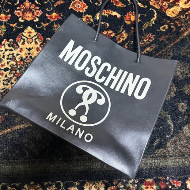 정품 모스키노 토트백