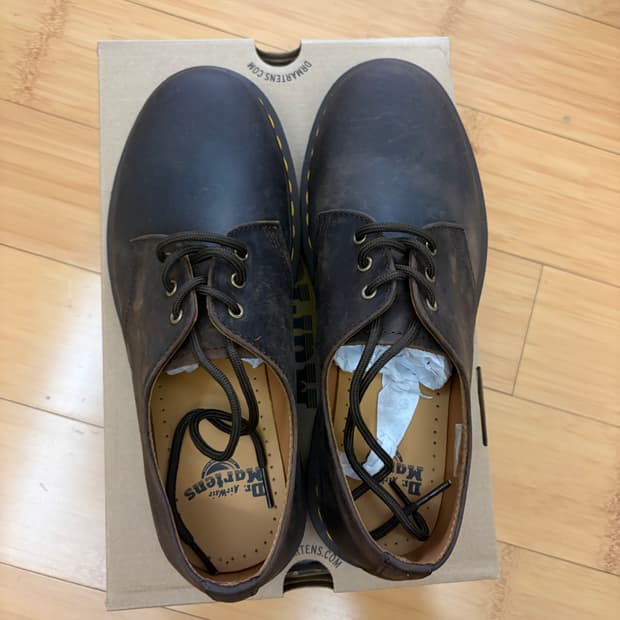 닥터마틴 1461 크레이지호스 새 상품 (260)