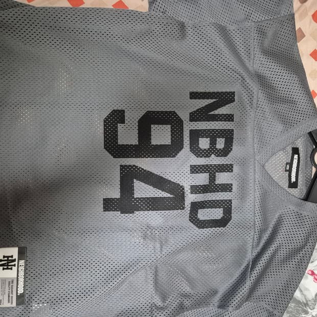 (새상품) 25ss 네이버후드 하키 v넥 저지 L