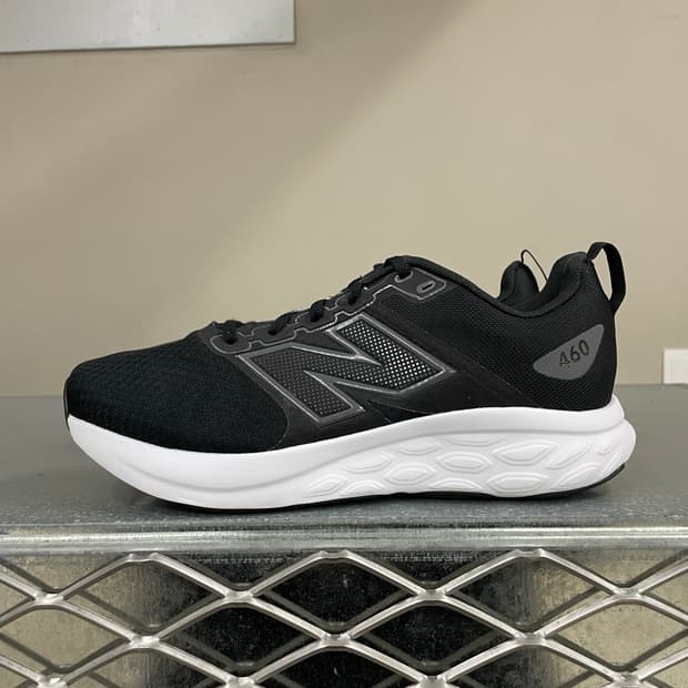 뉴발란스 450V4 블랙 캐슬락 260