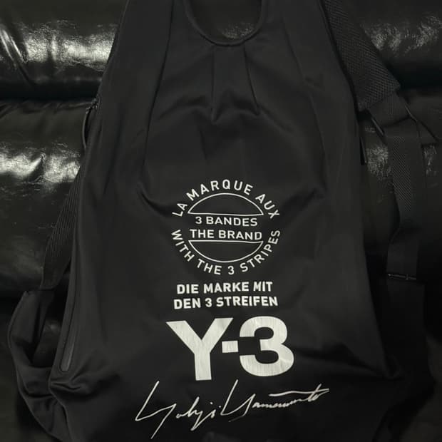 [Y-3 요지야마모토] 사이드 지퍼 백팩 블랙