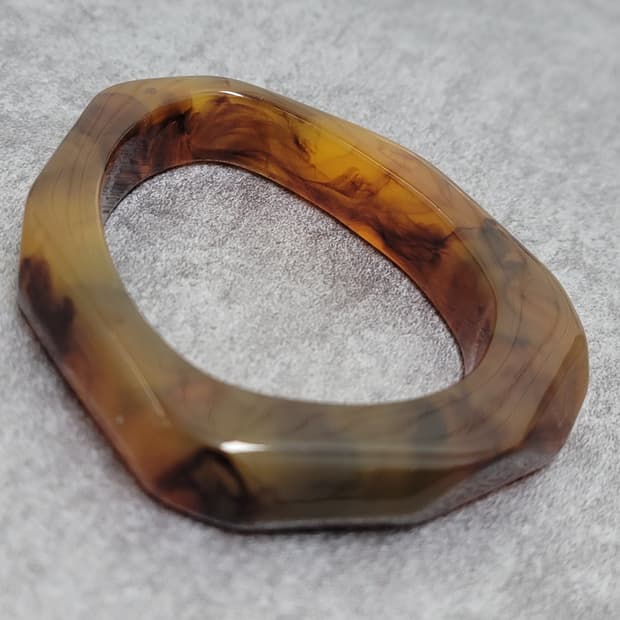 vintage bangle bracelet 