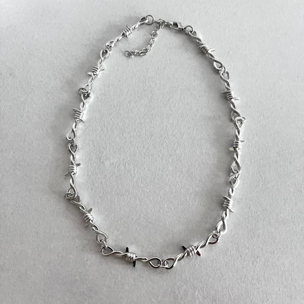 바버드 브로치 체인 목걸이 