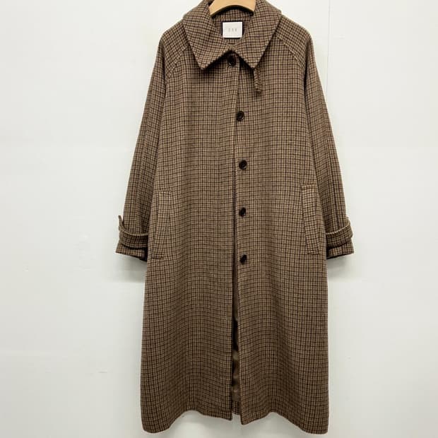 AVV 브라운 캐시미어 체크 롱 코트