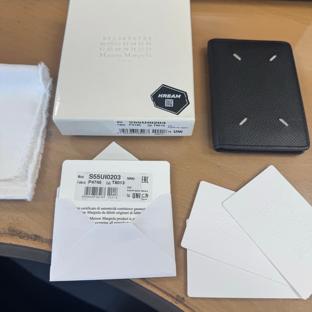 메종 마르지엘라 레더 바이폴드 카드 홀더 블랙
