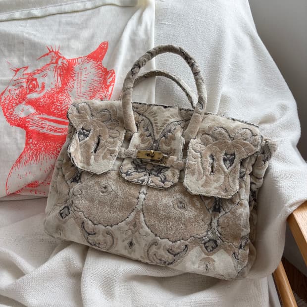 AHCAHCUM 무챠챠 우사기 백