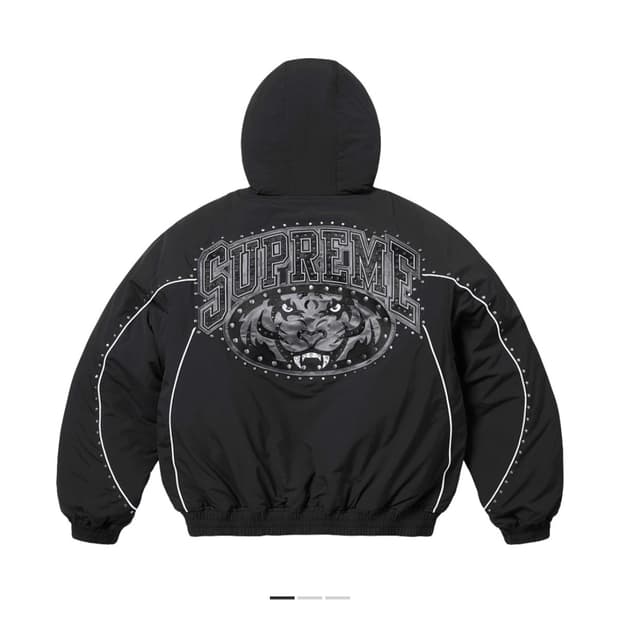 슈프림 스터디드 스타디움 자켓 블랙-25SS.  L사이즈🔥