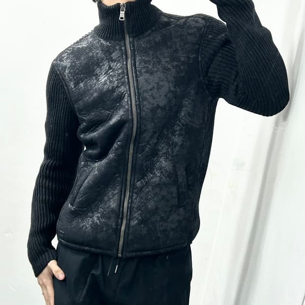 아르마니 익스체인지 스웨이드 텍스처 블랙 프로스트 자켓