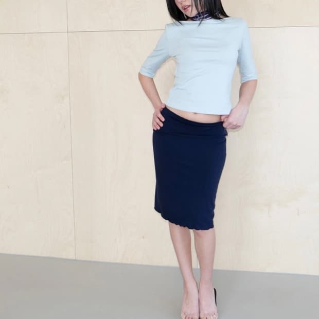 브리즈아카이브 컬 햄 미디스커트 딥네이비