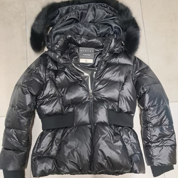 시슬리 폭스 퍼 프리미엄 다운 패딩 S(거의새것)