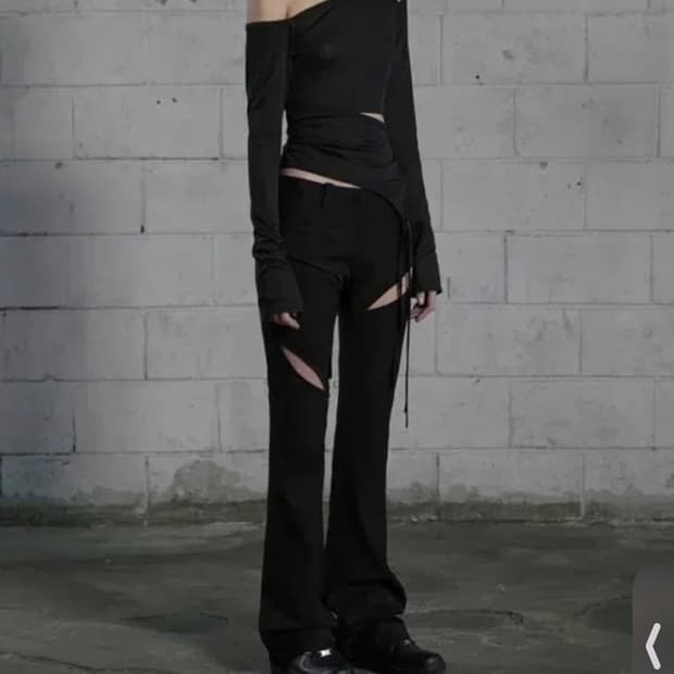보헤미안서울 레그 슬릿 팬츠