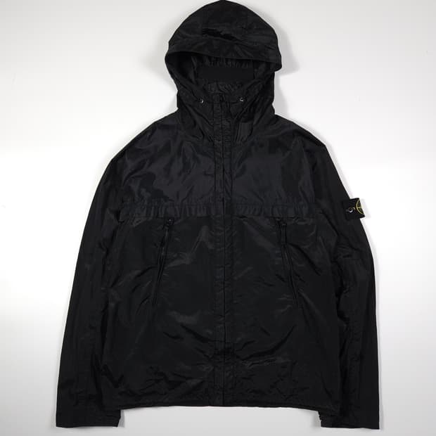 스톤아일랜드 와펜 바람막이 블랙