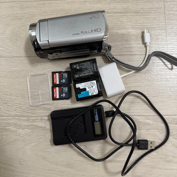 JVC GZ-HM33-S 캠코더 풀HD 실버