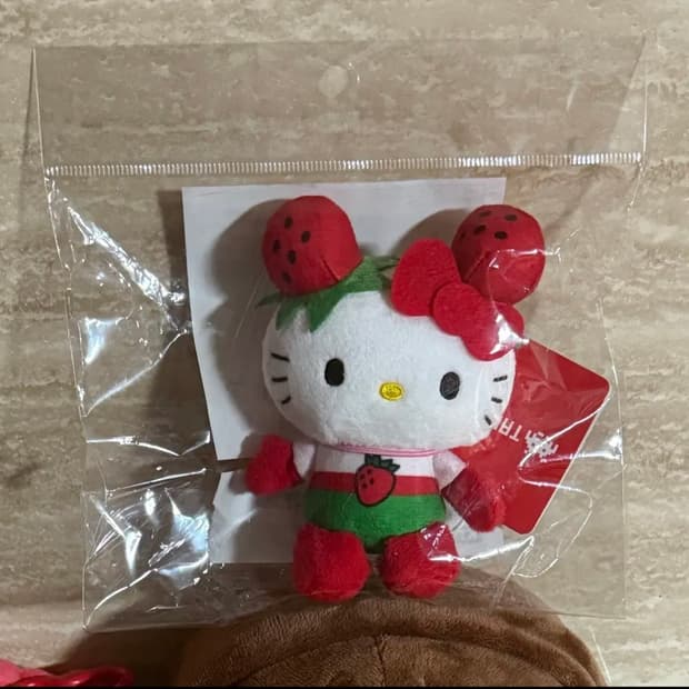 헬로키티 이치고맨 인형 키링
