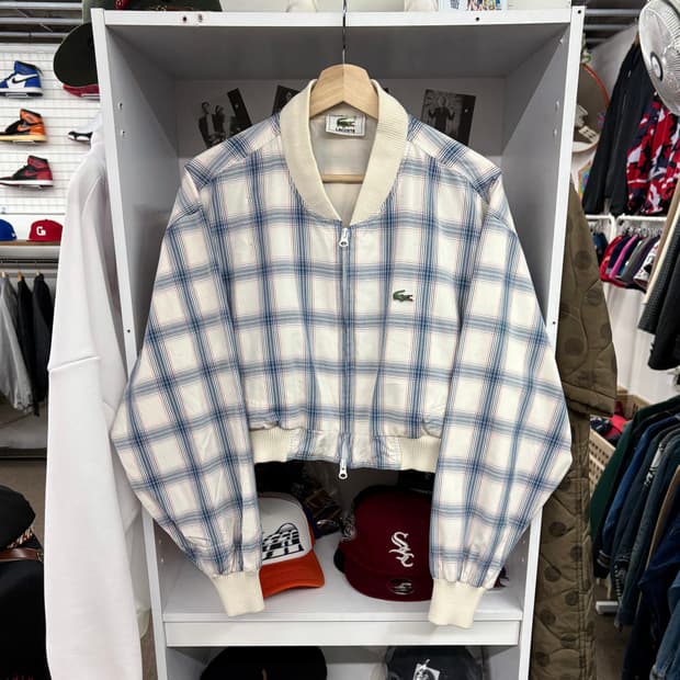 (M) 라코스테 체크 패턴 크롭 블루종 자켓