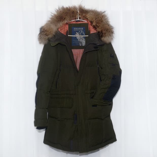 시리즈 (series) 아마록 라쿤퍼 헤비 구스다운 야상 패딩 (100)