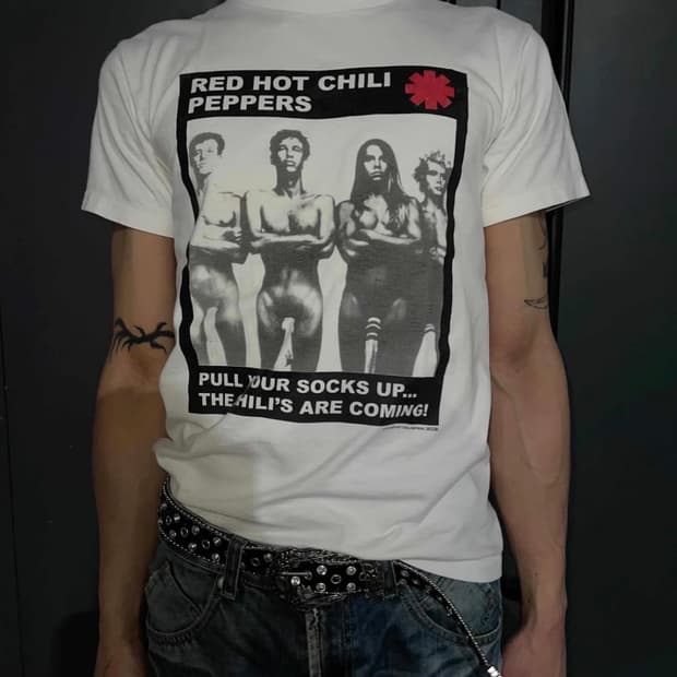 2004 Bootleg Red Hot Chili Peppers Tee