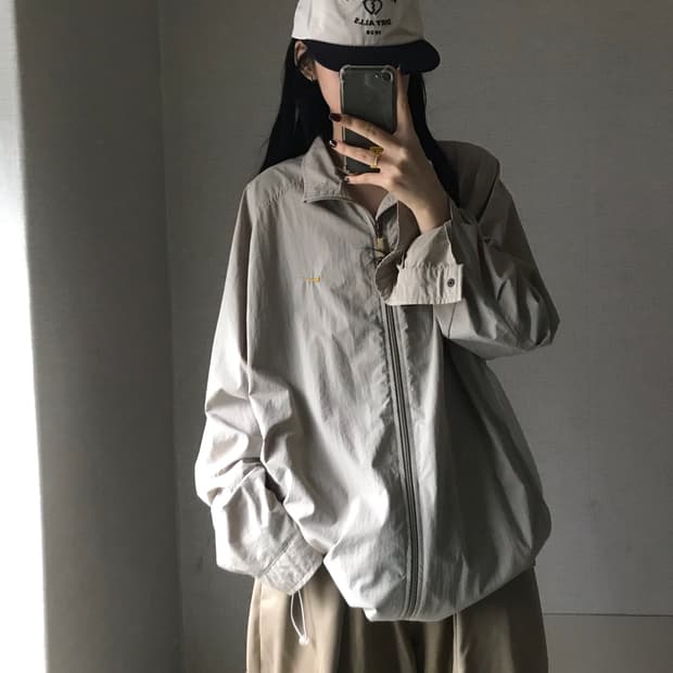 나이키 00s 베이지 오버핏 바람막이