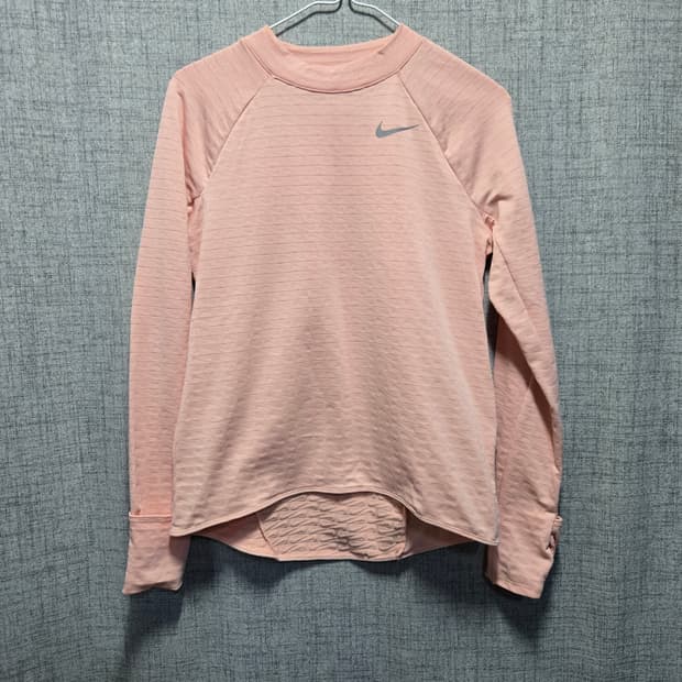 나이키 여성 써마핏 스우시 러닝 크루 탑 