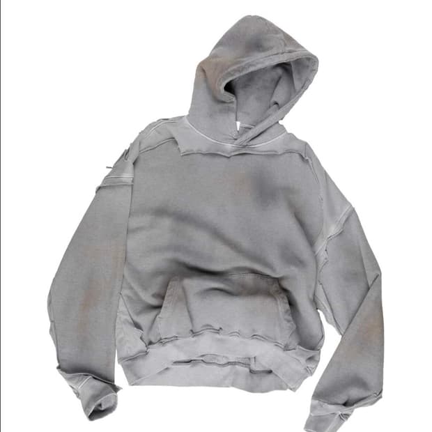 CUT OUT HOODIE