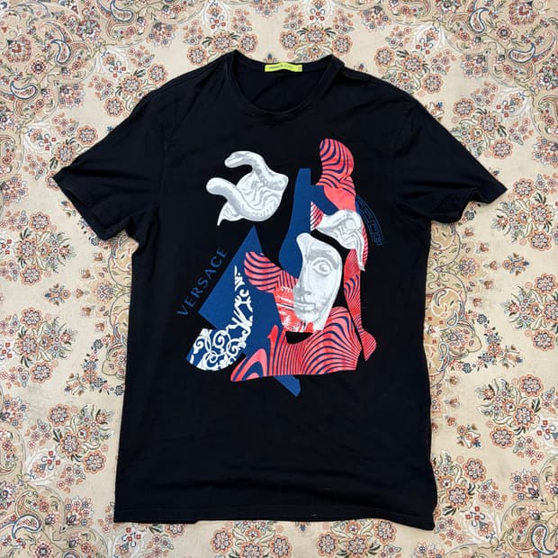 베르사체 진스 메두사 그래픽 티셔츠