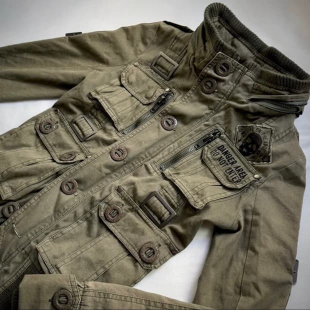 고스트오브할렘 하이넥 투웨이 패치 집업 자켓 y2k 펑크 갸루