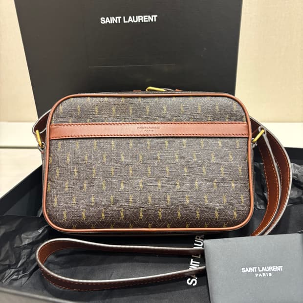 생로랑 르 모노그램 카메라백