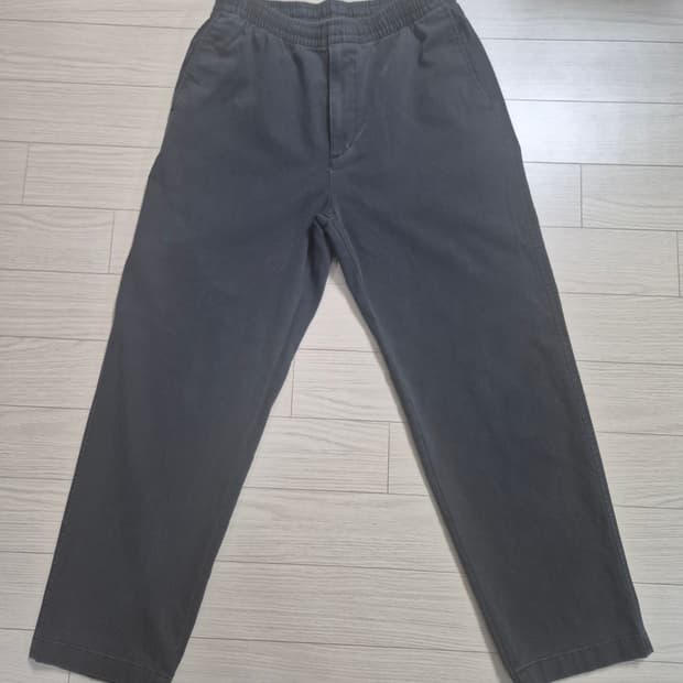 유니클로 스트레치 이지앵클팬츠 M 새제품