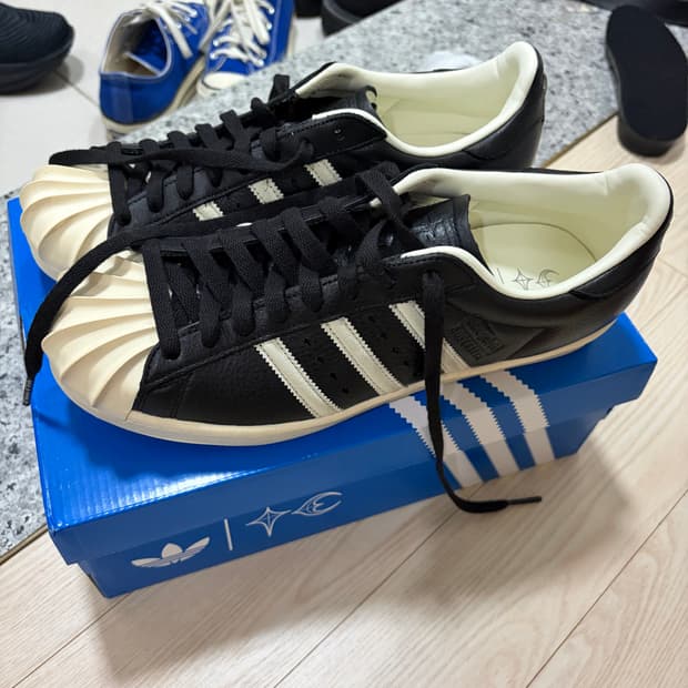 아디다스 떠그클럽 슈퍼스타 280