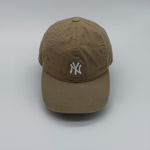 [F] MLB 엠엘비 뉴욕양키스 베이지 볼캡 모자