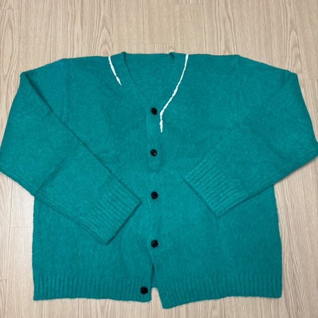 [A2] 아더에러 가디건