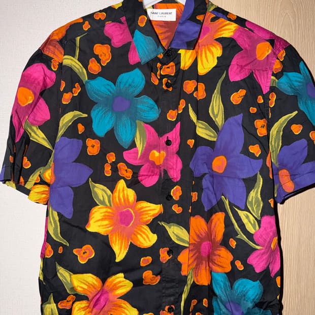 [BTS 뷔님 착용]Saint Laurent Floral Short Sh